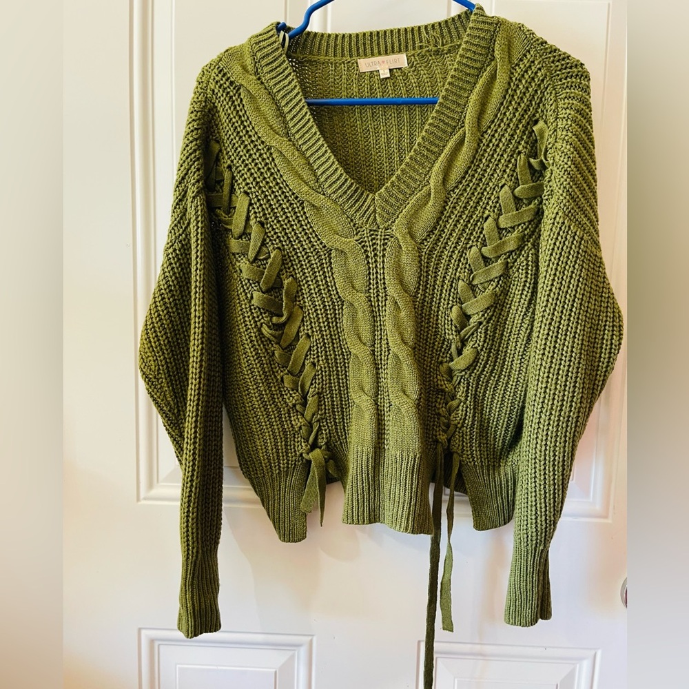 Ultra Flirt V-Neck Sweater in Olive Green